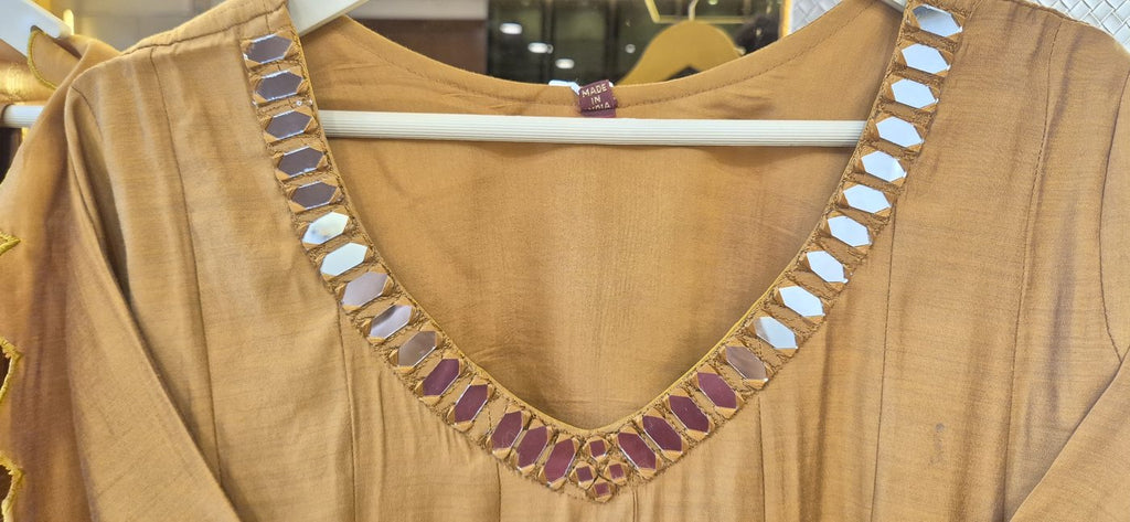 Mirror-work neck detail